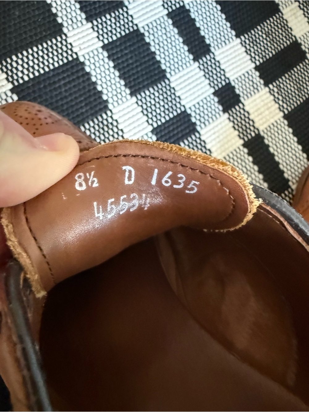 Allen Edmond’s - Men’s Strand Cap-Toe Oxford - Tan - Size 8.5 US